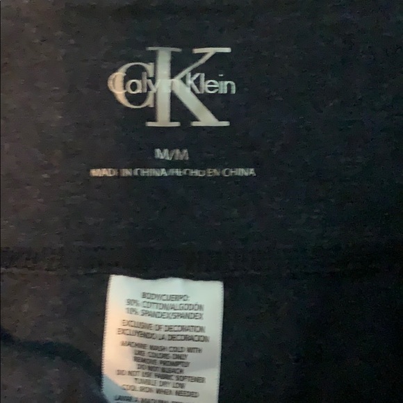 Calvin Klein Navy blue work out leggings - Picture 3 of 3